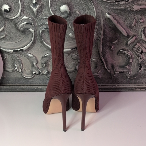 Steve Madden Maroon Heeled Boots - Picture 4 of 7